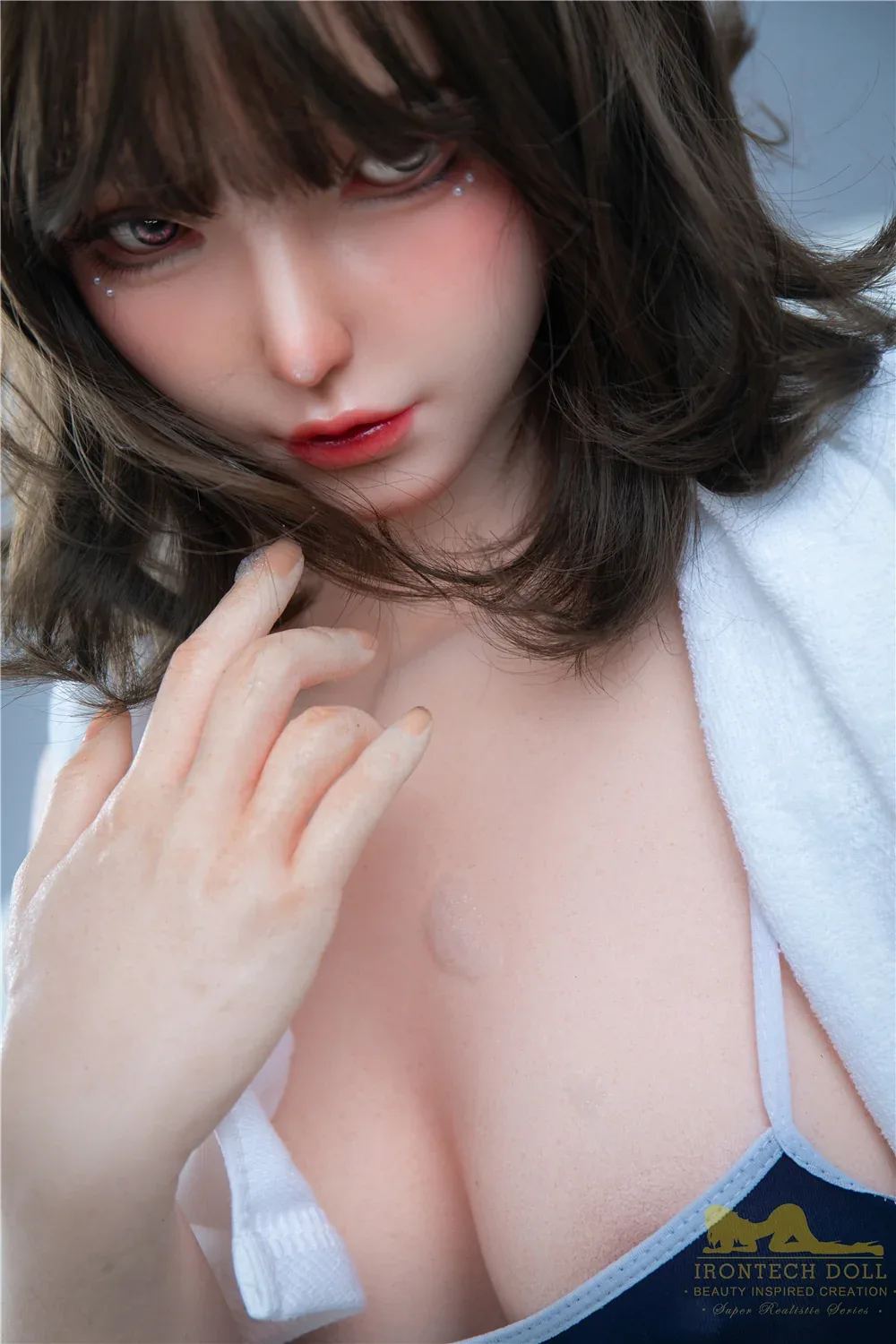 IR-168 S16 Yu Silicone 168cm Nature B-Cup MMI Sex Dolls view 3